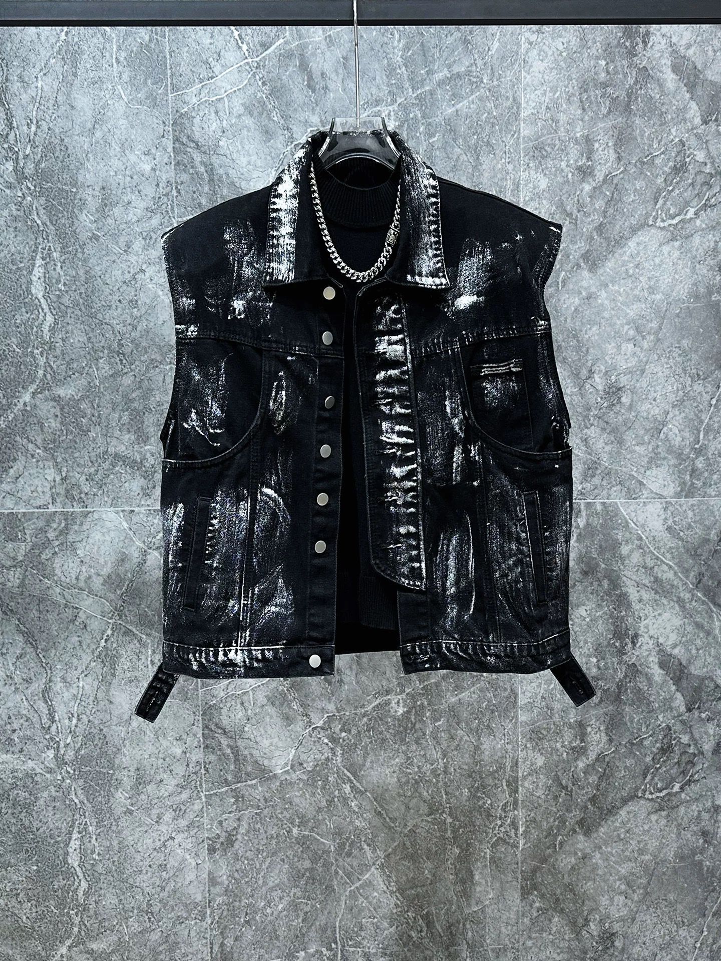 Men's Ripped Jeans Two-piece S - đánh giá và giá Men'S Fashion Vest With Jeans